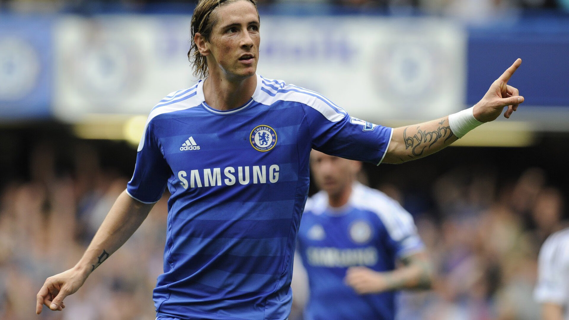 开云APP-当弗拉霍维奇的教科书表现，照亮了AC米兰与曼城的战术暗面